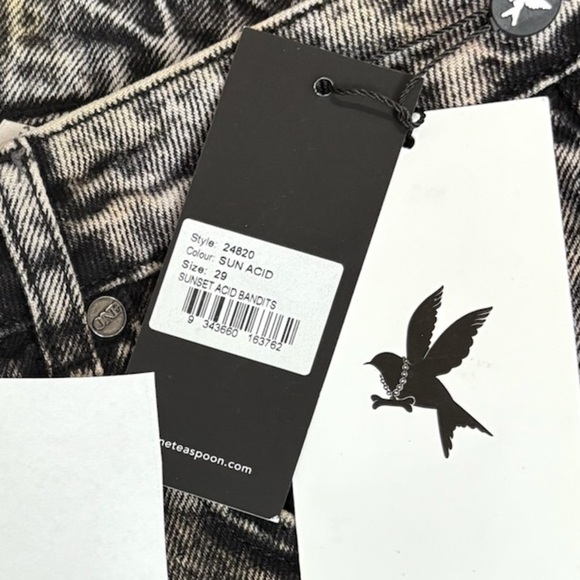 One Teaspoon Sunset Acid Bandits Shorts Size 28/29 NWT Low Waist Distressed - Picture 8 of 12